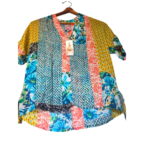 NEW Johnny Was Boho Paisley Ravenne Top In Multi Color Short Sleeve V Neck Small - Picture 2 of 12